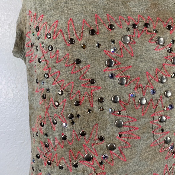 Johnny Was Two ten ten five stud emb Top M NWT - Picture 7 of 8